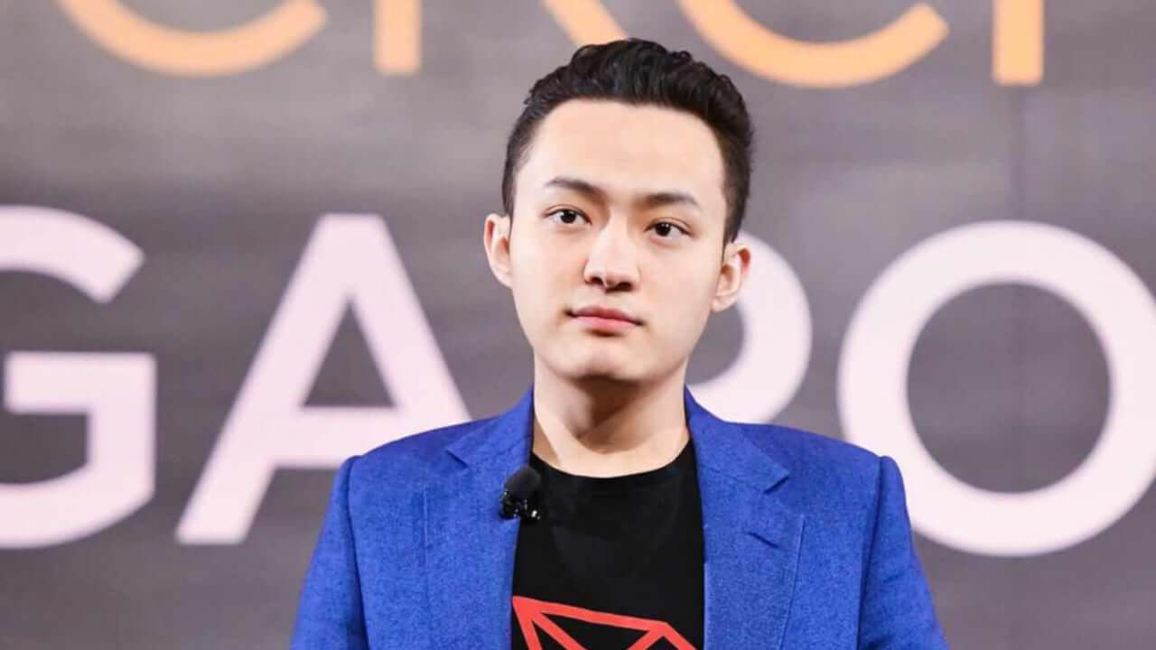 Почему упал мем-токен TRUMP. Основатель блокчейн-платформы Tron Джастин Сан. Фото.